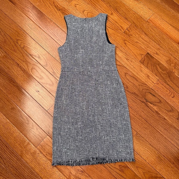 BANANA REPUBLIC Woman’s Petite Navy Dress - Picture 4 of 6